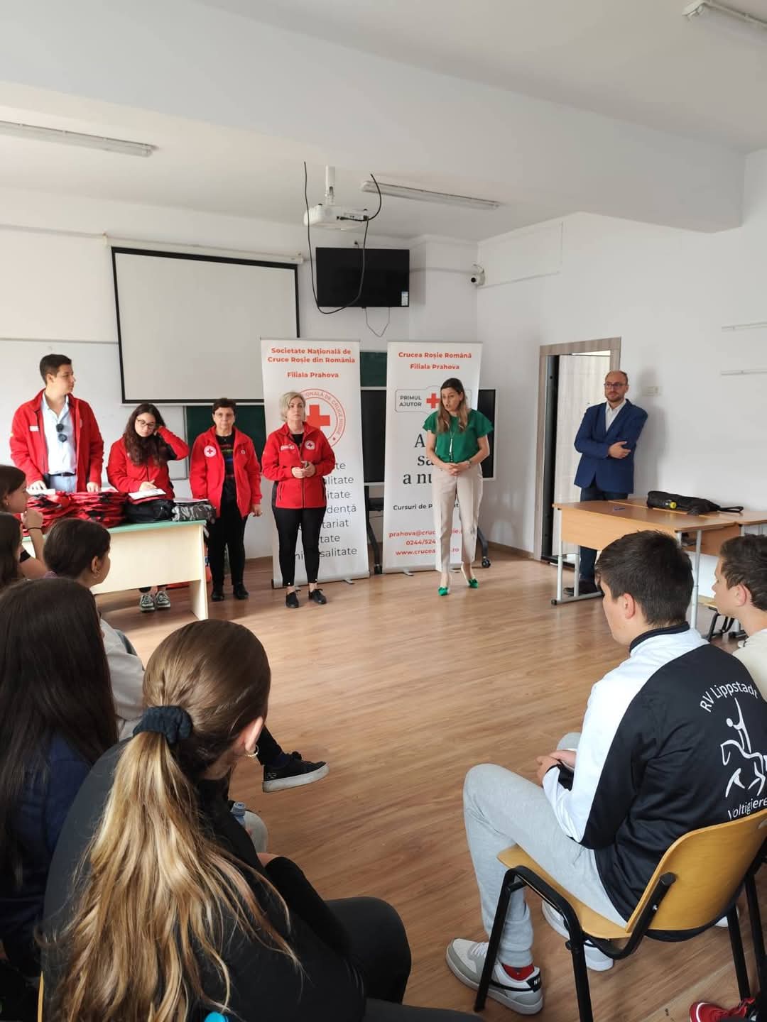  Educație și Conștientizare pentru Elevii din Targsoru Vechi