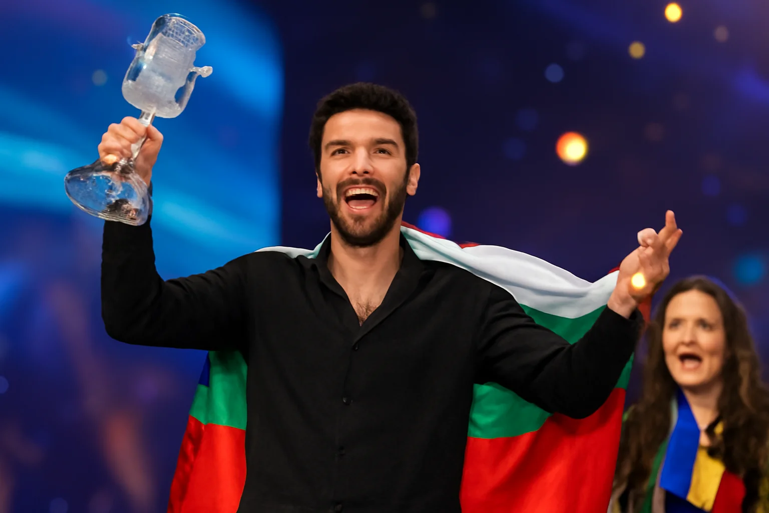 România strălucește la Eurovision, dar Bulgaria câștigă!